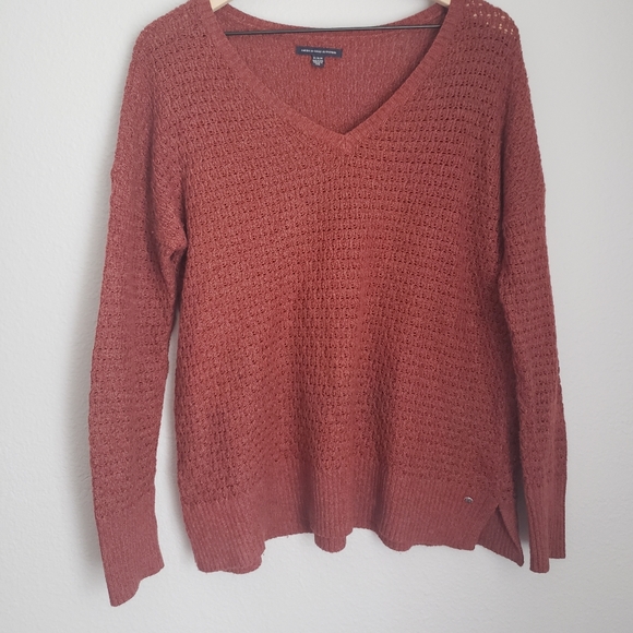 American Eagle Textured V-neck sweater - Picture 3 of 9
